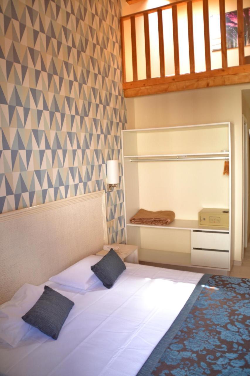 Ouril Hotel Julia サンタ・マリア エクステリア 写真